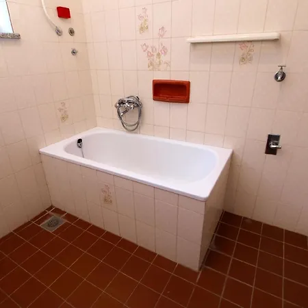 Apartment Fuer 3 Personen Ca 45 Qm In Fazana, Istrien Istrische Riviera Fazana