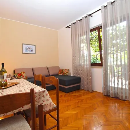 Fuer 3 Personen Ca 45 Qm In Fazana, Istrien Istrische Riviera
